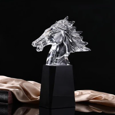 Trofej krištáľového koňa